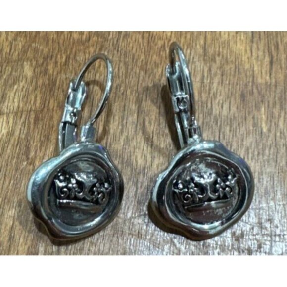 Crown Earrings Leverbacks Silver toned Mini Dress Down or Up Queen Classic - Picture 3 of 6